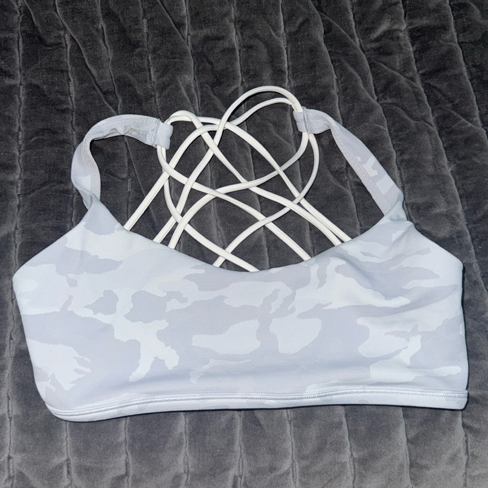 Women’s lululemon racer back sports bra